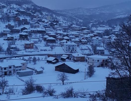 Yeşilce Beyaza Büründü